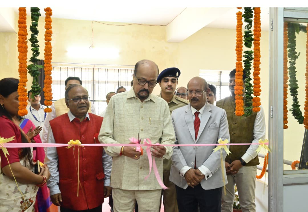 राज्यपाल रमेन डेका ने किया KTU परिसर का प्रवास, AI एवं मीडिया रिसर्च सेंटर और सावित्री बाई फुले कन्या छात्रावास का किया शुभारंभ
